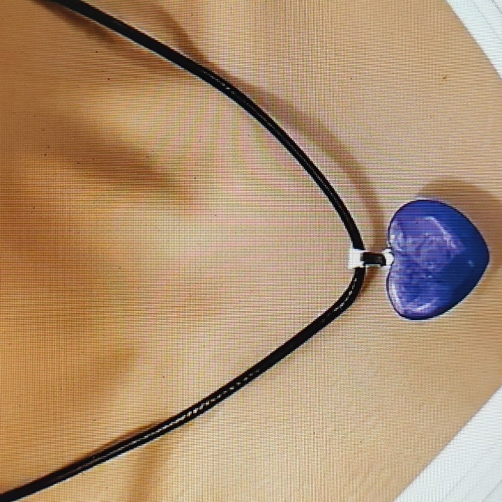 NWT Heart Pendant Necklace-various color options - Picture 2 of 3